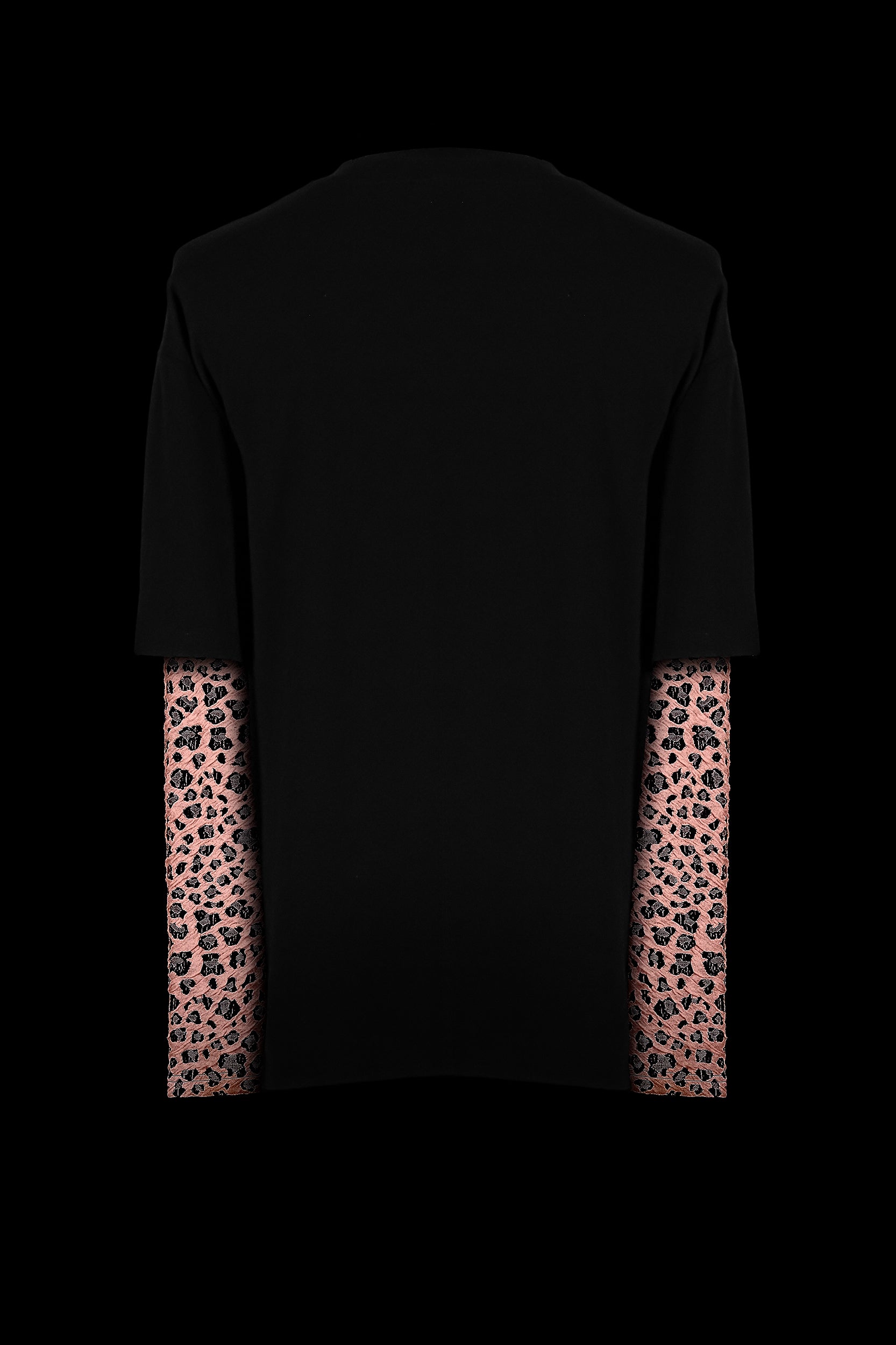 The Layered T-Shirt with Jacquard Knit Fitted Pink Leopard Long Sleeves